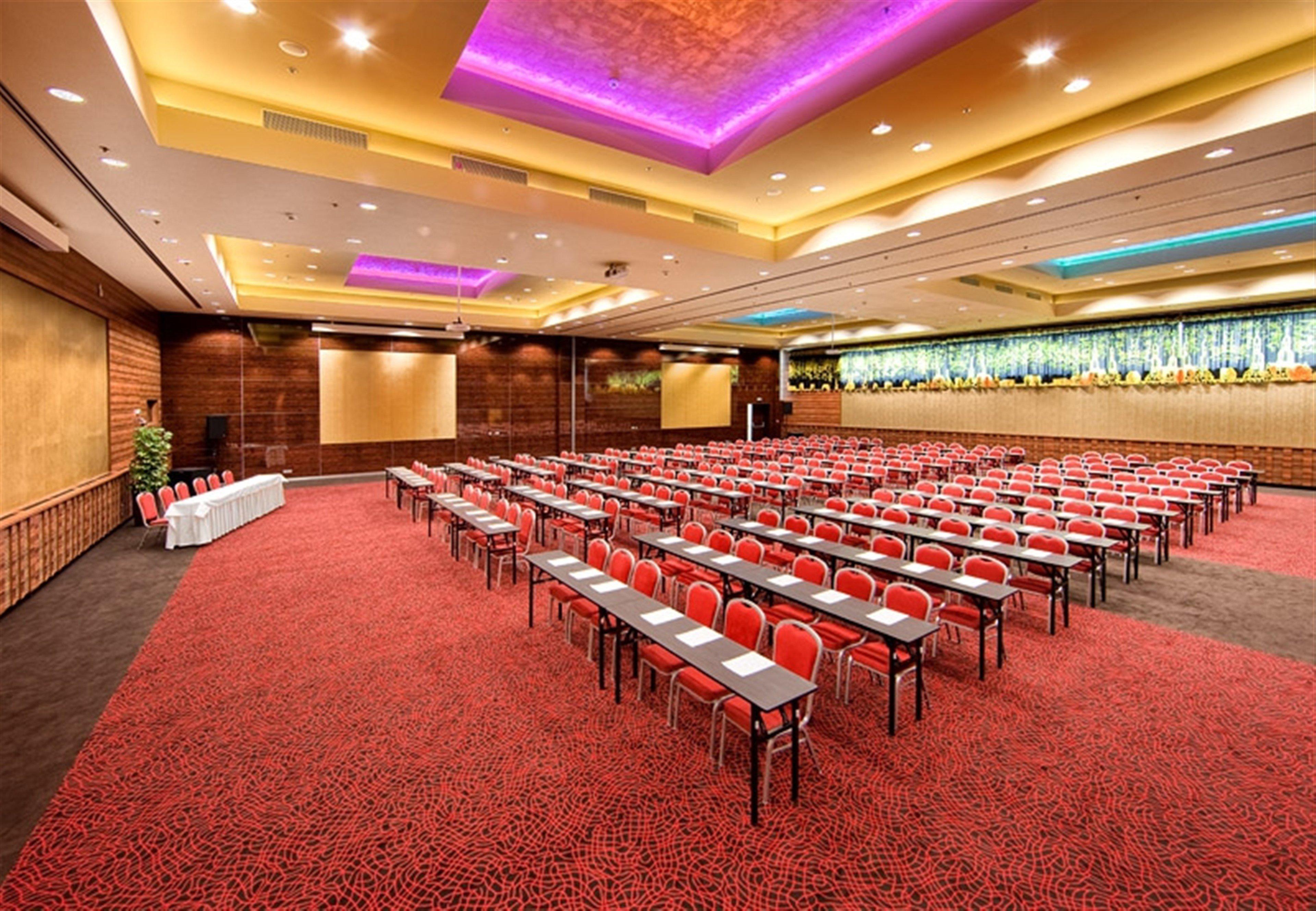 Holiday Inn Trnava By Ihg Facilities photo
